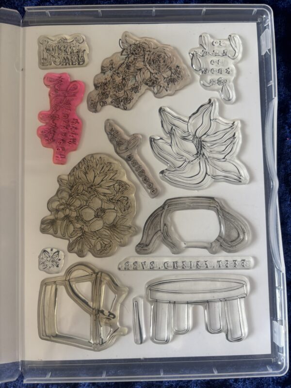 Country Flowers Stamps set and co-ordinating dies - Image 3